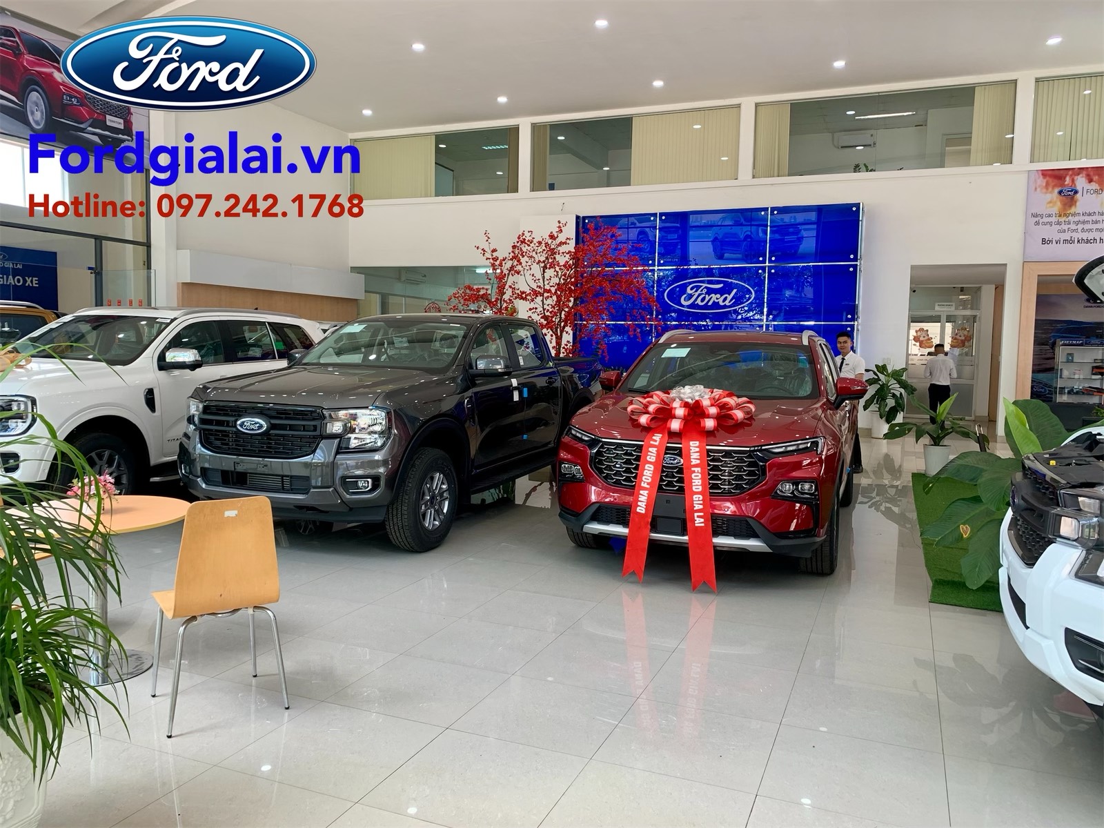 Showroom Ford Gia Lai
